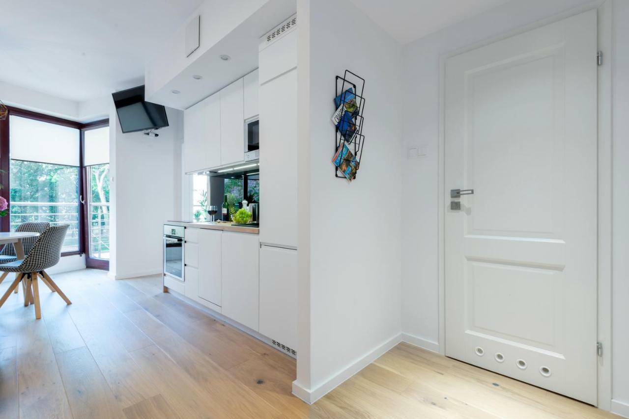 Kopernika8 Miro Apartment With Balcony And Ac Krakow Luaran gambar